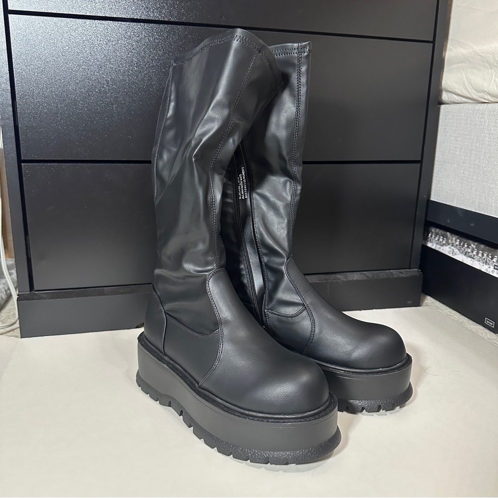 Demonia Slacker 200 Black Mid-Calf Boots